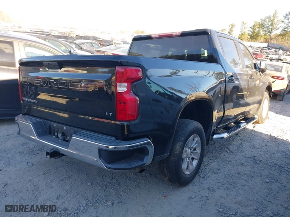 2019 Chevrolet Silverado 1500 LT with VIN 3GCPWCEK9KG135825, listed as a IAAI auction lot 41694390 with 40,267 mi miles. Bid and sale history available at carsss.com. Image 4.