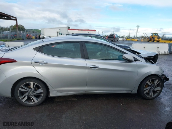 2014 Hyundai Elantra SE with VIN KMHDH4AE8EU170548, listed as a IAAI auction lot 41789097 with 196,055 mi miles. Bid and sale history available at carsss.com. Image 13.