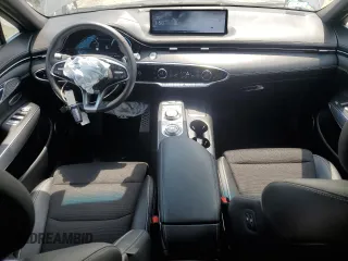 2024 Genesis GV70 2.5T with VIN 5NMMADTB1RH005871, listed as a Copart auction lot 60671675 with 15,786 mi miles and Salvage title. Bid and sale history available at DreamBid. Image 8.