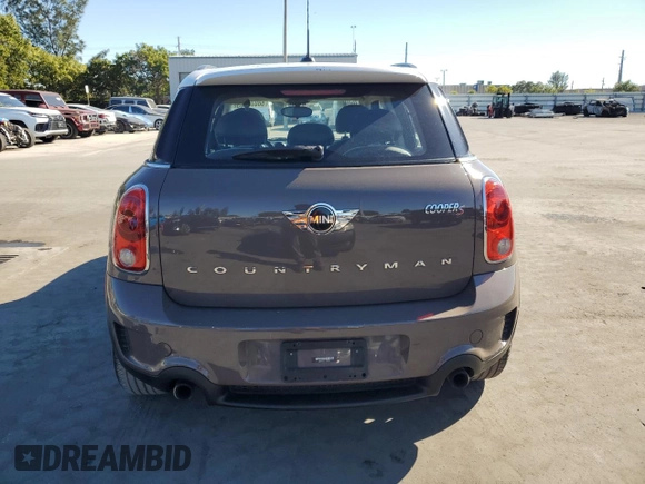 2014 MINI Countryman S with VIN WMWZC3C57EWP29072, listed as a Copart auction lot 88071195 with 105,183 mi miles and Clean Title. Bid and sale history available at DreamBid. Image 6.