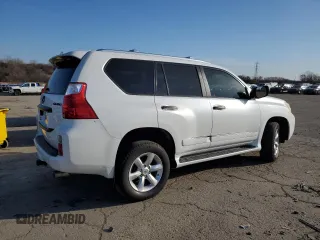 2011 Lexus GX 460 Premium with VIN JTJJM7FXXB5027120, listed as a Copart auction lot 48374735 with 191,545 mi miles and Clean Title. Bid and sale history available at DreamBid. Image 3.