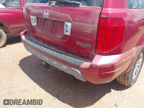 2004 Honda Pilot EX with VIN 2HKYF18564H595761, listed as a IAAI auction lot 42238901 with 376,548 mi miles and . Bid and sale history available at DreamBid. Image 12.