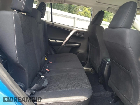 2018 Toyota RAV4 XLE z VIN JTMWFREV6JJ198161, wystawiony jako Copart lot #60288815 z przebiegiem 52 231 mil mil oraz Szkoda całkowita • Salvage title. Historia ofert i sprzedaży dostępna na DreamBid. Obrazek 11.