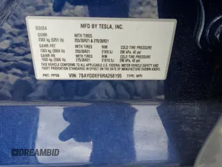 2024 Tesla Model Y Performance z VIN 7SAYGDEF6RA268195, wystawiony jako Copart lot #53211075 z przebiegiem Nie podano mil oraz Szkoda całkowita • Salvage title. Historia ofert i sprzedaży dostępna na DreamBid. Obrazek 15.