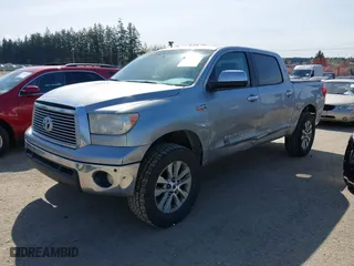 2011 Toyota Tundra 4WD Truck LTD with VIN 5TFHY5F19BX174474, listed as a IAAI auction lot 41970127 with 110,818 mi miles. Bid and sale history available at carsss.com. Image 18.