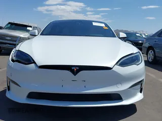 2022 Tesla Model S с VIN 5YJSA1E55NF486538, выставлен на аукционе IAAI как лот 42660966 с пробегом 41 465 миль миль и . История ставок и продаж доступна на DreamBid. Изображение 12.