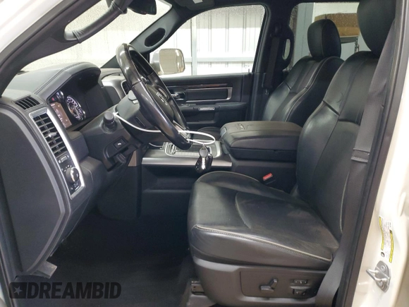 2018 Ram 2500 Limited z VIN 3C6UR5GL9JG213344, wystawiony jako Copart lot #42296735 z przebiegiem 91 813 mil mil oraz Szkoda całkowita • Salvage title. Historia ofert i sprzedaży dostępna na DreamBid. Obrazek 7.