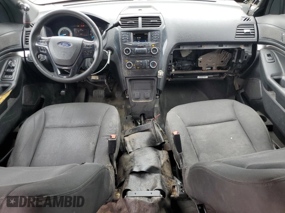 2017 Ford Police Interceptor Utility с VIN 1FM5K8AR2HGD13920, выставлен на аукционе Copart как лот 64195915 с пробегом 164 141 миль миль и Чистый • Clean title. История ставок и продаж доступна на DreamBid. Изображение 8.