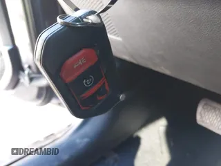2018 Jeep Wrangler Unlimited Sport S с VIN 1C4HJXDG6JW110338, выставлен на аукционе IAAI как лот 39819803 с пробегом 100 514 миль миль и . История ставок и продаж доступна на DreamBid. Изображение 11.