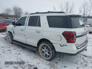 2024 Ford Expedition Limited with VIN 1FMJU2A89REB06337, listed as a IAAI auction lot 41381699 with 3,057 mi miles. Bid and sale history available at carsss.com. Image 3.