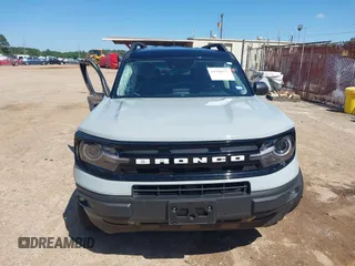 2022 Ford Bronco Sport Outer Banks z VIN 3FMCR9C67NRD82022, wystawiony jako IAAI lot #41968977 z przebiegiem 48 976 mil mil oraz . Historia ofert i sprzedaży dostępna na DreamBid. Obrazek 13.