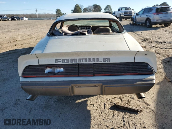 1979 Pontiac Firebird z VIN 2U87K9N120105, wystawiony jako Copart lot #46001565 z przebiegiem 87 739 mil mil oraz Czysty tytuł • Clean title. Historia ofert i sprzedaży dostępna na DreamBid. Obrazek 6.