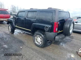 2006 Hummer H3 with VIN 5GTDN136468290657, listed as a IAAI auction lot 41678561 with 260,410 mi miles and . Bid and sale history available at DreamBid. Image 3.