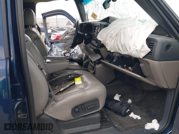 2001 Chevrolet Tahoe LS with VIN 1GNEC13T41R178961, listed as a IAAI auction lot 42204071 with Not provided miles and . Bid and sale history available at DreamBid. Image 5.