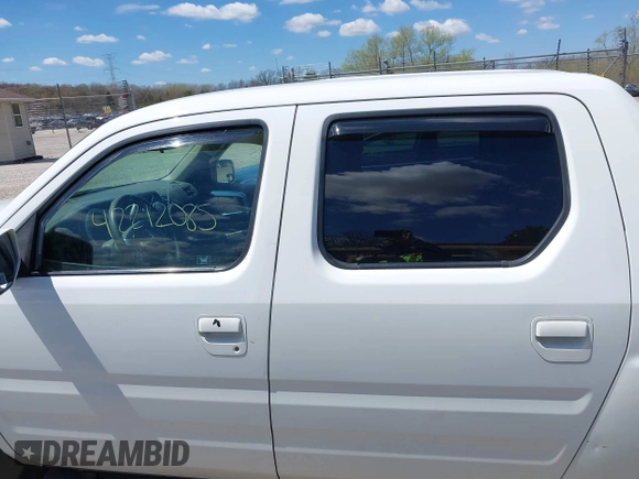 2008 Honda Ridgeline RTS z VIN 2HJYK16488H529857, wystawiony jako IAAI lot #42212085 z przebiegiem 183 097 mil mil oraz . Historia ofert i sprzedaży dostępna na DreamBid. Obrazek 14.