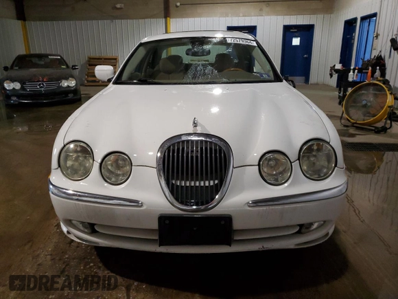 2001 Jaguar S-Type with VIN SAJDA01P91GM01096, listed as a Copart auction lot 72579364 with 138,689 mi miles and Salvage Title. Bid and sale history available at DreamBid. Image 5.