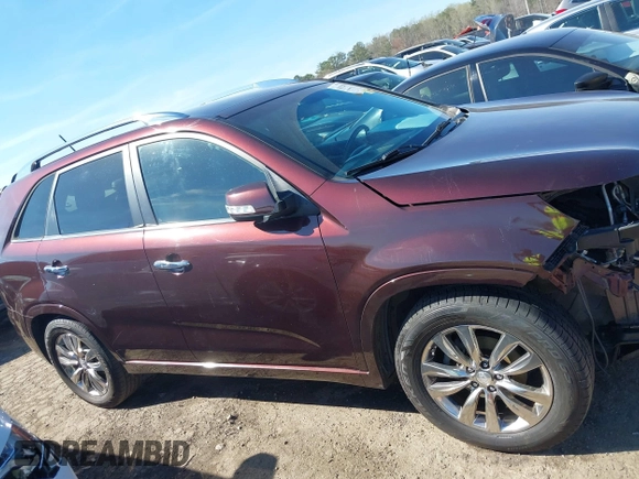 2013 Kia Sorento SX with VIN 5XYKW4A28DG356596, listed as a IAAI auction lot 41815249 with 160,969 mi miles. Bid and sale history available at carsss.com. Image 13.