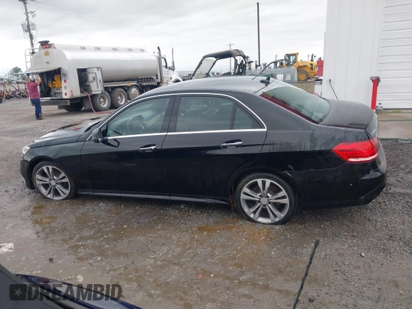 2014 Mercedes-Benz E 350 Sport with VIN WDDHF5KB8EA803966, listed as a IAAI auction lot 42109830 with 135,230 mi miles and . Bid and sale history available at DreamBid. Image 14.