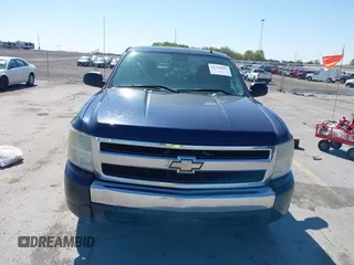 2008 Chevrolet Silverado 1500 LTZ with VIN 2GCEK133981331008, listed as a IAAI auction lot 42228223 with 288,199 mi miles and . Bid and sale history available at DreamBid. Image 13.