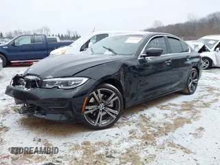 2022 BMW 3 Series 330i xDrive with VIN 3MW5R7J01N8C24620, listed as a IAAI auction lot 41269710 with 1 mi miles. Bid and sale history available at carsss.com. Image 17.