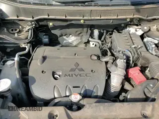 2021 Mitsubishi Outlander SE с VIN JA4APVAU5MU029985, выставлен на аукционе Copart как лот 70472385 с пробегом 81 596 миль миль и Списание • Salvage title. История ставок и продаж доступна на DreamBid. Изображение 16.