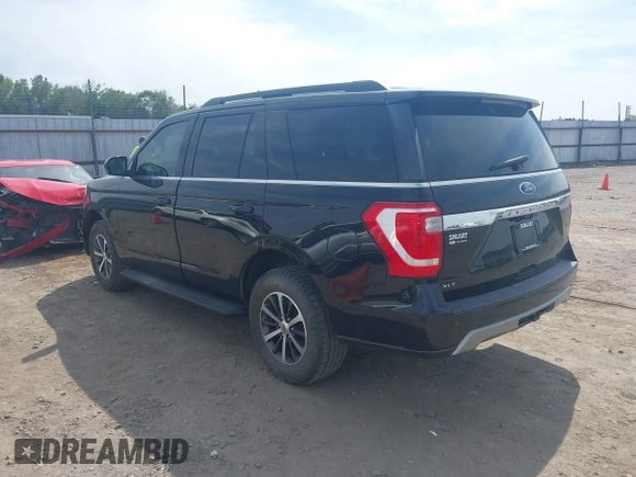 2019 Ford Expedition XLT with VIN 1FMJU1HT5KEA84864, listed as a IAAI auction lot 40174691 with 119,758 mi miles. Bid and sale history available at carsss.com. Image 3.