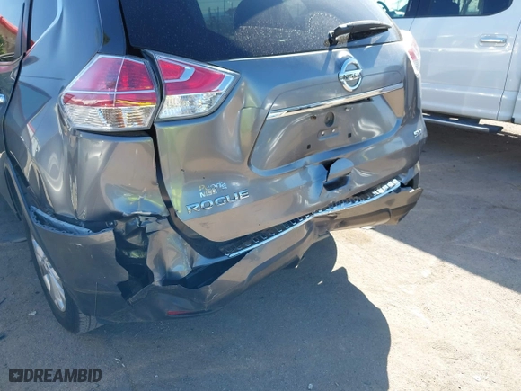 2015 Nissan Rogue S with VIN KNMAT2MT3FP560106, listed as a IAAI auction lot 41977481 with 125,995 mi miles. Bid and sale history available at carsss.com. Image 6.