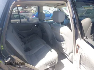 2002 Mercedes-Benz M 320/430/500 с VIN 4JGAB54EX2A340282, выставлен на аукционе IAAI как лот 42237129 с пробегом 179 374 миль миль и . История ставок и продаж доступна на DreamBid. Изображение 8.