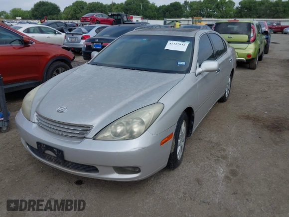 2004 Lexus ES 330 with VIN JTHBA30G445008940, listed as a IAAI auction lot 42127832 with 158,915 mi miles. Bid and sale history available at carsss.com. Image 2.