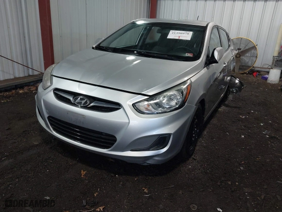 2013 Hyundai Accent GL with VIN KMHCT5AE7DU083867, listed as a IAAI auction lot 41390970 with 160,630 mi miles. Bid and sale history available at carsss.com. Image 2.