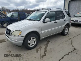 2000 Mercedes-Benz M-Class with VIN 4JGAB54E5YA175802, listed as a Copart auction lot 51312295 with 152,022 mi miles and Clean Title. Bid and sale history available at carsss.com. Image 1.