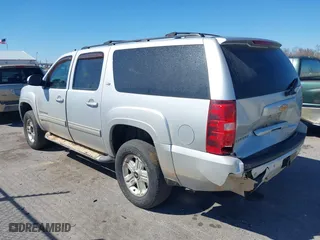 2012 Chevrolet Suburban LT with VIN 1GNSKJE72CR181012, listed as a IAAI auction lot 41621884 with 197,467 mi miles. Bid and sale history available at carsss.com. Image 14.