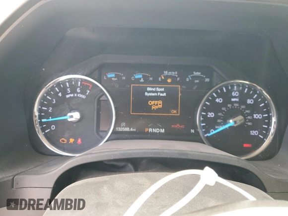 2019 Ford Expedition XLT with VIN 1FMJU1HT1KEA17386, listed as a Copart auction lot 51188035 with 132,588 mi miles and Salvage title. Bid and sale history available at DreamBid. Image 9.