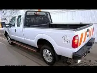 2016 Ford F-250 XLT with VIN 1FT7X2B67GEB70957, listed as a IAAI auction lot 42843825 with 215,003 mi miles and . Bid and sale history available at DreamBid. Image 42.