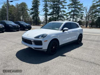 2019 Porsche Cayenne with VIN WP1AA2AY1KDA15330, listed as a Copart auction lot 54621525 with 87,117 mi miles and Clean Title. Bid and sale history available at carsss.com. Image 2.