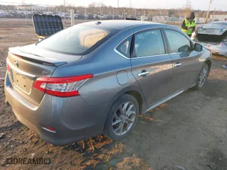 2015 Nissan Sentra S with VIN 3N1AB7APXFY375737, listed as a IAAI auction lot 41136926 with 187,757 mi miles. Bid and sale history available at carsss.com. Image 4.
