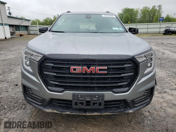 2024 GMC Terrain SLE z VIN 3GKALTEG2RL156273, wystawiony jako Copart lot #57972305 z przebiegiem Nie podano mil oraz Szkoda całkowita • Salvage title. Historia ofert i sprzedaży dostępna na DreamBid. Obrazek 5.