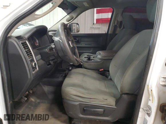 2017 Ram 2500 Tradesman z VIN 3C6UR5HL6HG680133, wystawiony jako Copart lot #50215825 z przebiegiem 184 491 mil mil oraz Czysty tytuł • Clean title. Historia ofert i sprzedaży dostępna na DreamBid. Obrazek 7.