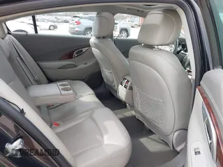 2011 Buick LaCrosse CXS with VIN 1G4GE5ED3BF243810, listed as a IAAI auction lot 41662743 with 131,338 mi miles. Bid and sale history available at carsss.com. Image 8.