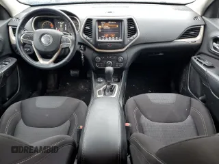 2017 Jeep Cherokee Latitude with VIN 1C4PJMCS8HW505261, listed as a Copart auction lot 60284375 with 37,744 mi miles and Salvage title. Bid and sale history available at DreamBid. Image 8.