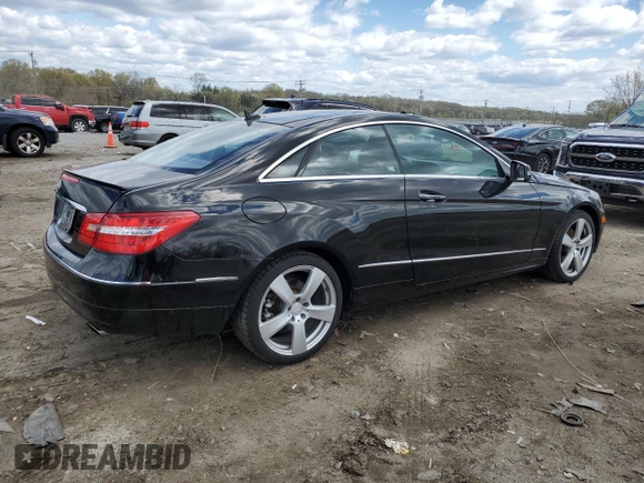 2013 Mercedes-Benz E 350 с VIN WDDKJ5KB7DF210671, выставлен на аукционе Copart как лот 53207205 с пробегом 204 918 миль миль и Чистый • Clean title. История ставок и продаж доступна на DreamBid. Изображение 3.