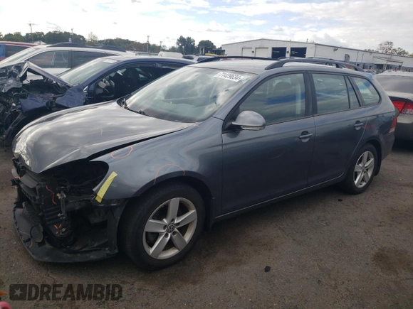 2013 Volkswagen Jetta SportWagen SE w/Sunroof with VIN 3VWPP7AJ9DM695346, listed as a Copart auction lot 71429634 with 136,739 mi miles and Salvage Title. Bid and sale history available at carsss.com. Image 1.