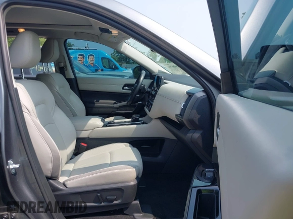 2022 Nissan Pathfinder SL with VIN 5N1DR3CD9NC262513, listed as a IAAI auction lot 42400791 with 46,587 mi miles and . Bid and sale history available at DreamBid. Image 5.