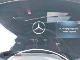 2024 Mercedes-Benz EQE 500 z VIN W1KEG2CB9RF047151, wystawiony jako IAAI lot #42405004 z przebiegiem 17 182 mil mil oraz . Historia ofert i sprzedaży dostępna na DreamBid. Obrazek 7.