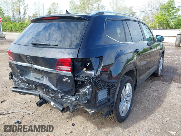 2019 Volkswagen Atlas SE with VIN 1V2UR2CA3KC613611, listed as a IAAI auction lot 42135382 with 62,514 mi miles and . Bid and sale history available at DreamBid. Image 4.
