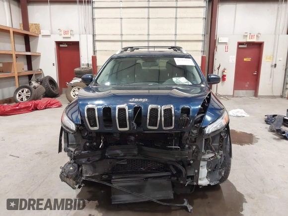 2018 Jeep Cherokee Latitude Plus with VIN 1C4PJMLB0JD612922, listed as a IAAI auction lot 42581594 with 137,793 mi miles and . Bid and sale history available at DreamBid. Image 13.