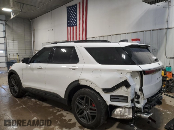 2025 Ford Explorer ST with VIN 1FMWK8GCXSGB06657, listed as a Copart auction lot 45223645 with 2,035 mi miles and Salvage Title. Bid and sale history available at carsss.com. Image 2.