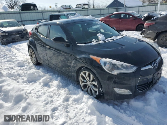 2012 Hyundai Veloster w/Gray Int with VIN KMHTC6AD1CU053050, listed as a Copart auction lot 44810925 with 152,962 mi miles and Clean title. Bid and sale history available at DreamBid. Image 4.