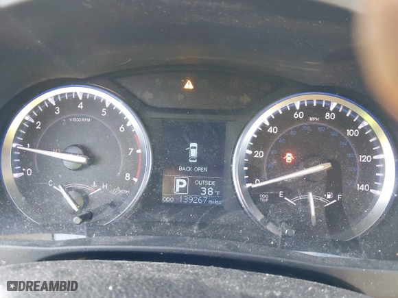 2015 Toyota Highlander LE with VIN 5TDBKRFH7FS200755, listed as a IAAI auction lot 41758609 with 139,267 mi miles. Bid and sale history available at carsss.com. Image 7.