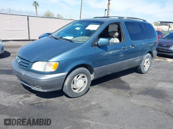 2001 Toyota Sienna LE with VIN 4T3ZF13C71U395907, listed as a IAAI auction lot 41935693 with 227,543 mi miles. Bid and sale history available at carsss.com. Image 6.